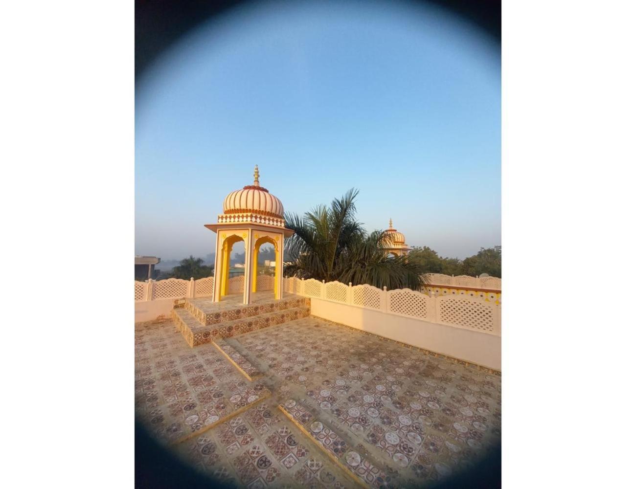 Hotel Kiran Villa Palace, Бгаратпур Екстер'єр фото
